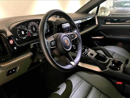 2025 Porsche Cayenne Cayenne
