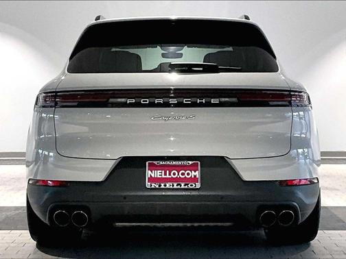 2026 Porsche Cayenne Cayenne S E-Hybrid