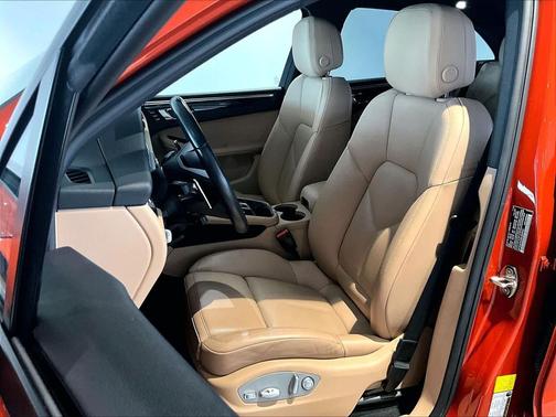 2024 Porsche Macan AWD