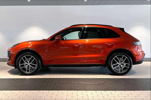 2024 Porsche Macan AWD