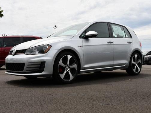2017 Volkswagen Golf GTI 2.0T S 4-Door