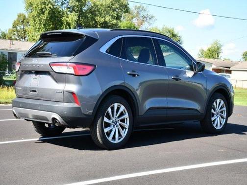 2021 Ford Escape Titanium