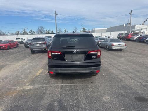 2022 Honda Pilot AWD Special Edition