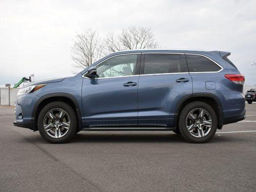 2017 Toyota Highlander Limited Platinum
