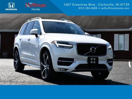 2019 Volvo XC90 T6 Momentum