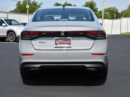 Urban Gray Pearl 2026 Honda Accord SE