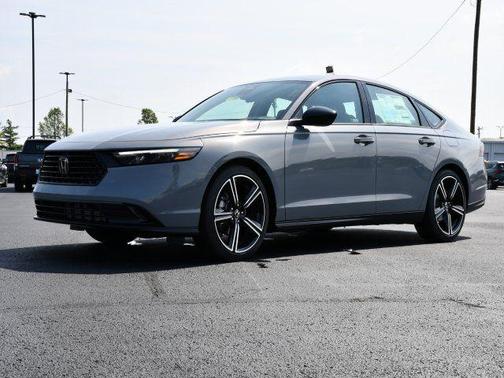 Urban Gray Pearl 2026 Honda Accord SE