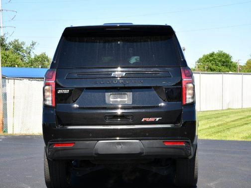 Black 2024 Chevrolet Suburban RST