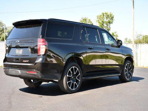 Black 2024 Chevrolet Suburban RST