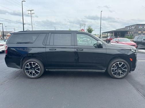 Black 2024 Chevrolet Suburban RST