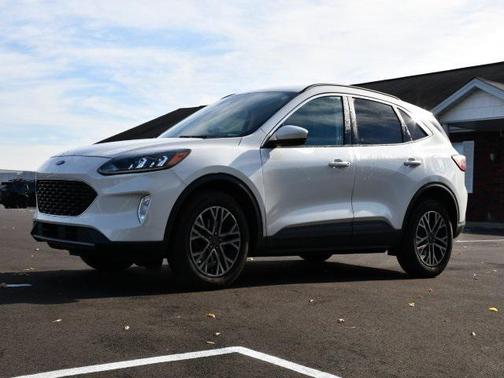 2021 Ford Escape SEL