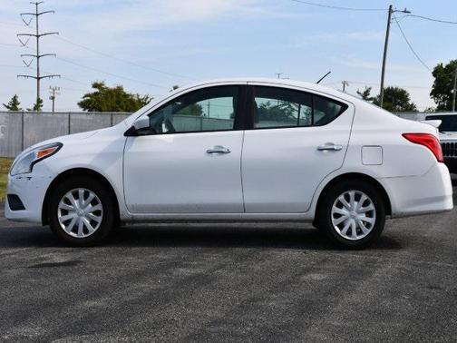 2016 Nissan Versa 1.6 SV
