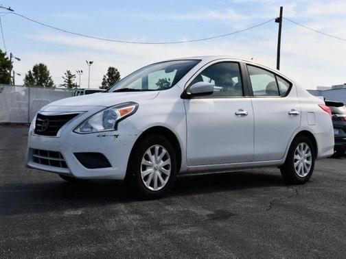 2016 Nissan Versa 1.6 SV