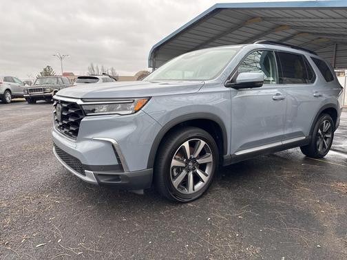 2023 Honda Pilot AWD Elite