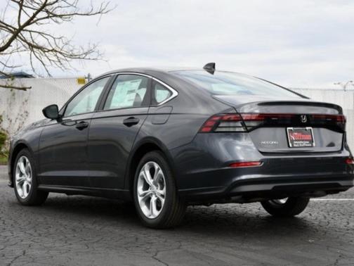 2025 Honda Accord LX 1.5T