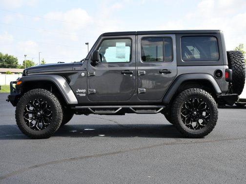 Granite Crystal Metallic Clearcoat 2018 Jeep Wrangler Unlimited Sport