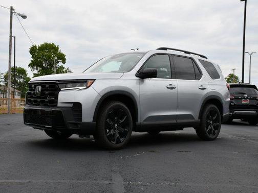 Solar Silver Metallic 2026 Honda Pilot Black Edition
