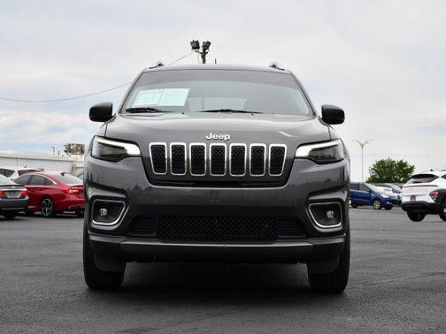 Granite Crystal Metallic Clearcoat 2019 Jeep Cherokee Limited