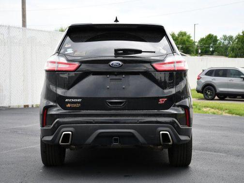 Agate Black Metallic 2019 Ford Edge ST