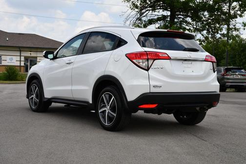 Platinum White Pearl 2022 Honda HR-V EX