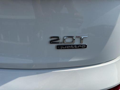 Ibis White 2018 Audi Q5 2.0T Tech Premium