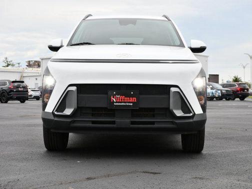 Atlas White 2024 Hyundai KONA SEL