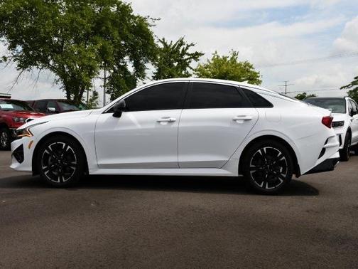 2022 Kia K5 GT-Line