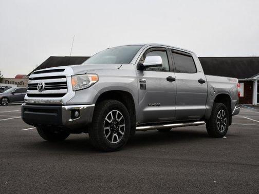 2016 Toyota Tundra SR5