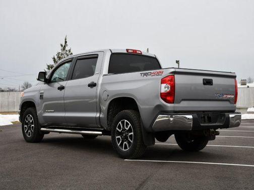 2016 Toyota Tundra SR5