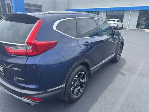 Obsidian Blue Pearl 2019 Honda CR-V Touring