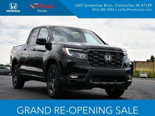 Crystal Black Pearl 2026 Honda Ridgeline TrailSport
