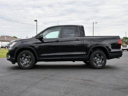 Crystal Black Pearl 2026 Honda Ridgeline TrailSport