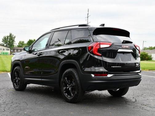 2022 GMC Terrain AWD AT4