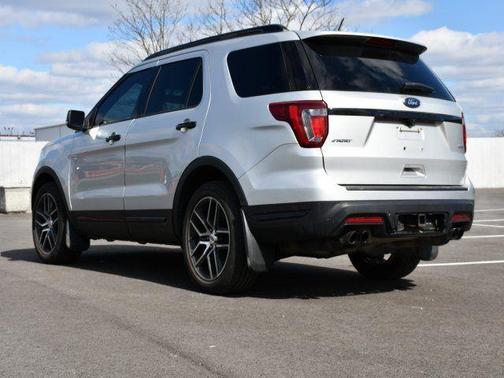 2019 Ford Explorer Sport