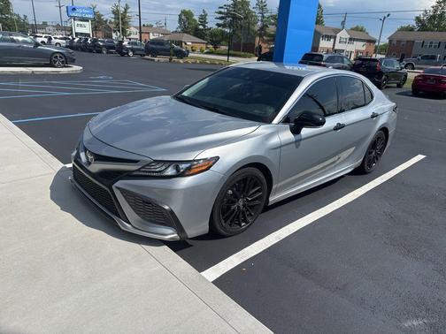 Celestial Silver Metallic 2021 Toyota Camry XSE