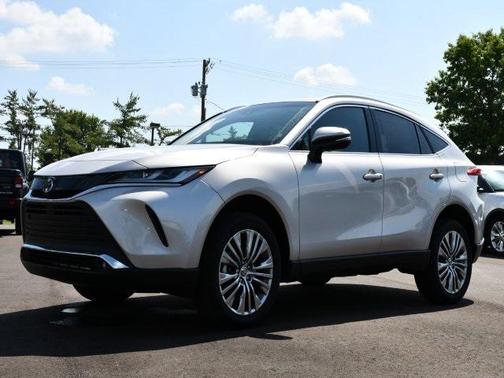 2024 Toyota Venza XLE