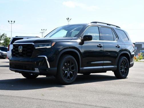 2025 Honda Pilot Touring 8-Passenger