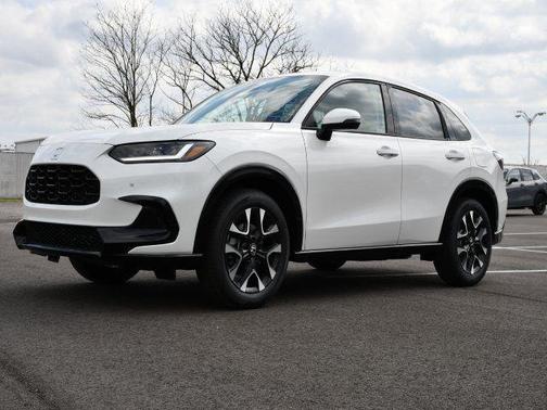 Platinum White Pearl 2026 Honda HR-V EX-L