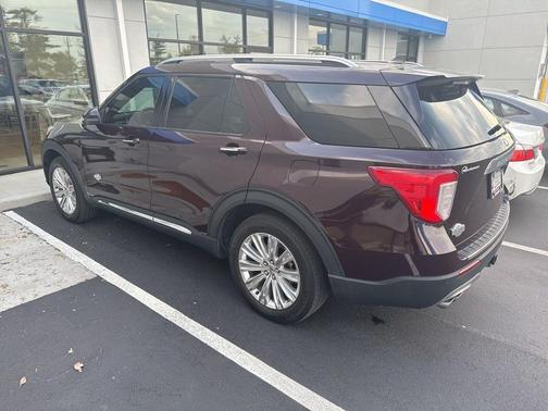 Jewel Red Metallic Tinted Clearcoat 2023 Ford Explorer King Ranch