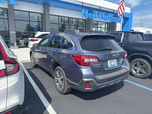 Twilight Blue Metallic 2018 Subaru Outback 3.6R Limited
