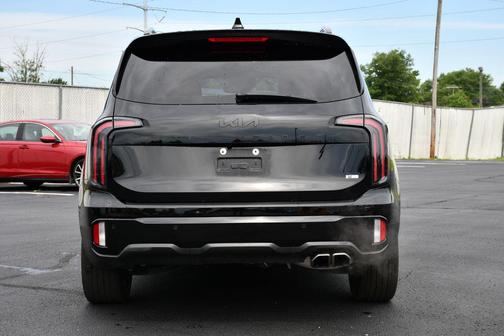Ebony Black 2025 Kia Telluride SX X-Line