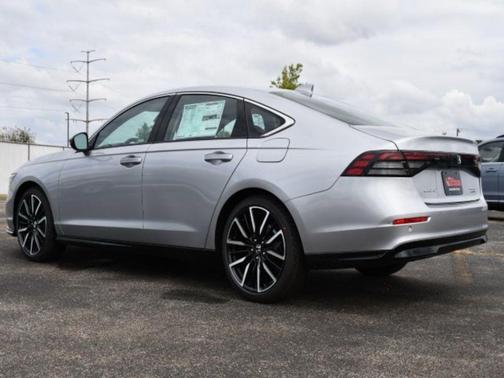 Solar Silver Metallic 2025 Honda Accord Hybrid Touring