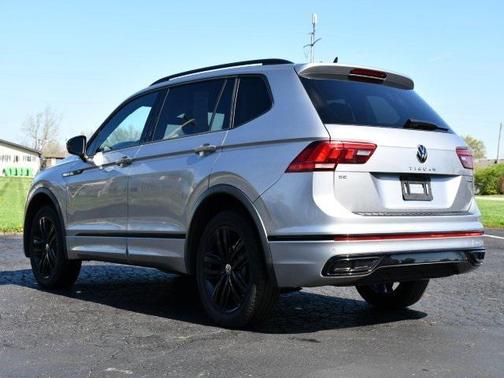 2022 Volkswagen Tiguan 2.0T SE R-Line Black 4MOTION