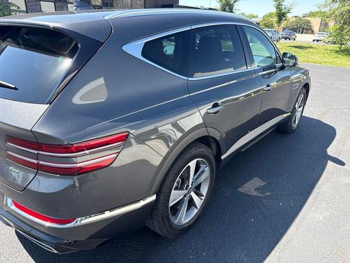 Himalayan Gray 2022 Genesis GV80 2.5T