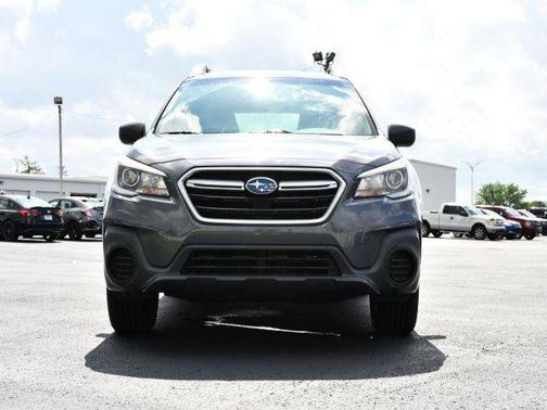 Magnetite Gray Metallic 2019 Subaru Outback 2.5i