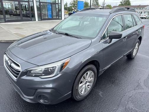 Magnetite Gray Metallic 2019 Subaru Outback 2.5i