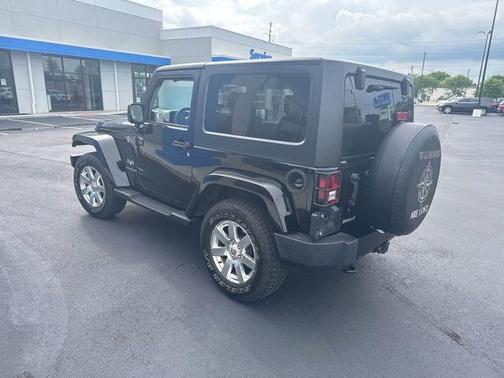 Black Clearcoat 2016 Jeep Wrangler Sahara