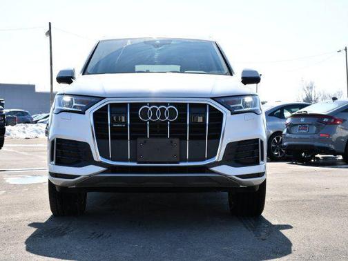 2021 Audi Q7 45 Premium Plus
