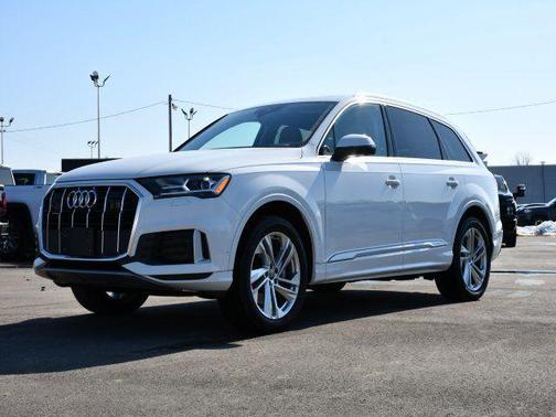 2021 Audi Q7 45 Premium Plus