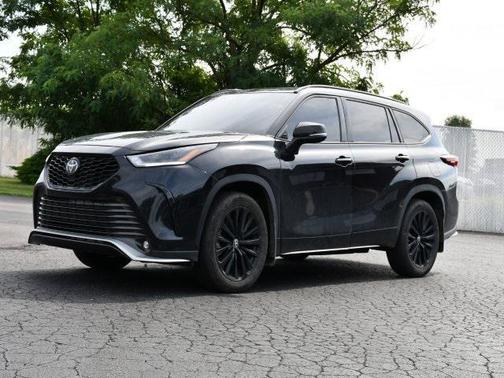 2024 Toyota Highlander XSE